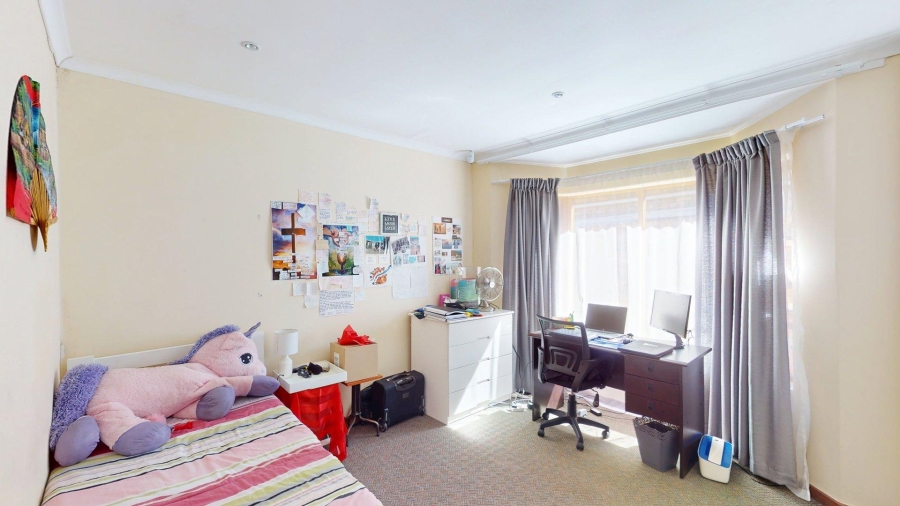 3 Bedroom Property for Sale in Summerstrand Eastern Cape